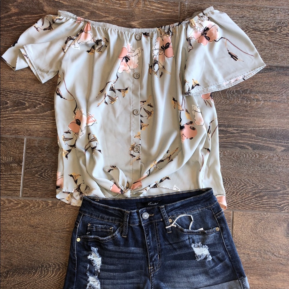 Off the Shoulder Floral Top